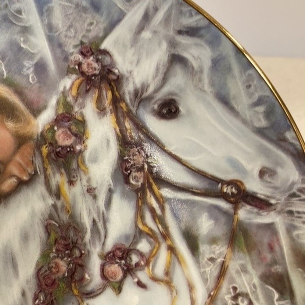 Corinne Layton Heirlooms & Lace Tess Collector’s 3rd Plate in Series #3048L - Picture 10 of 14